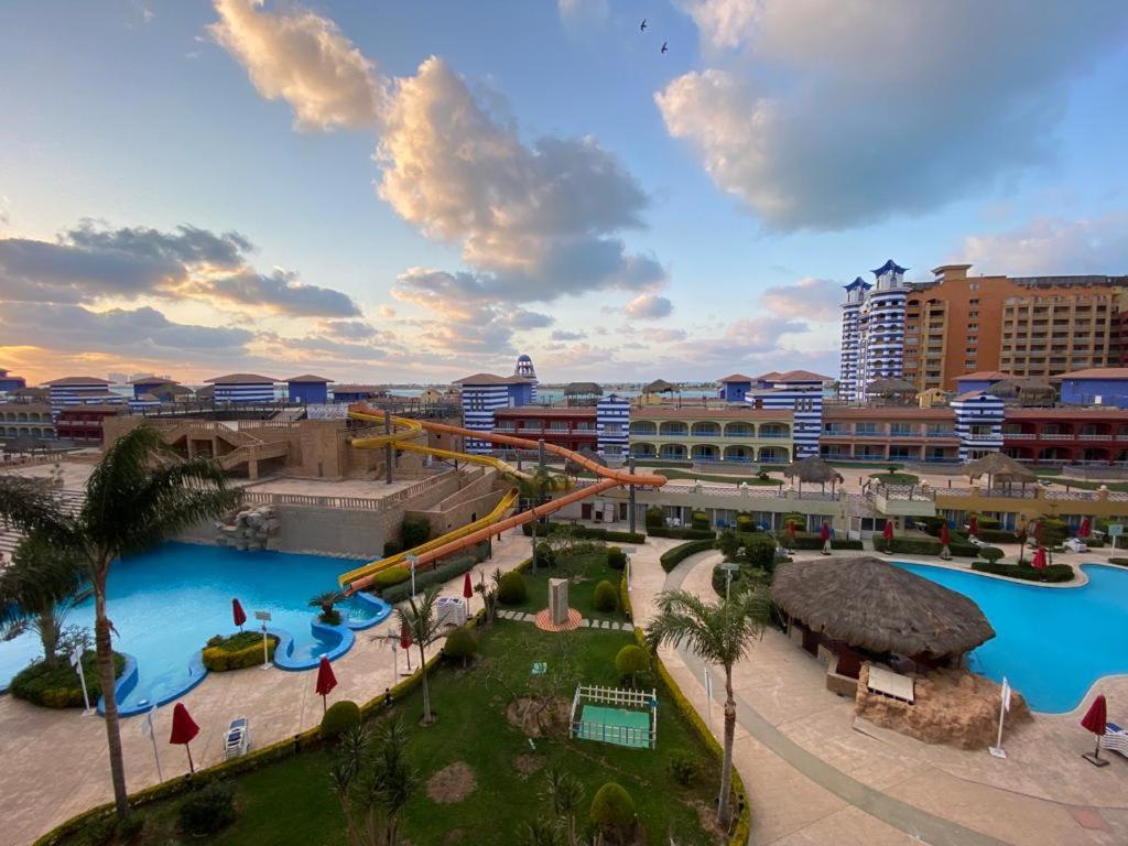 אל עלמיין Porto Marina Resort Chalets Families Only מראה חיצוני תמונה
